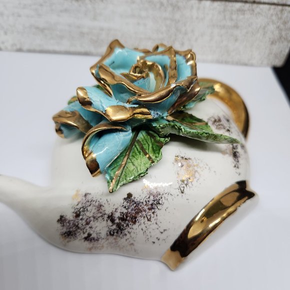Hand Painted Mid Century Ceramic Teapot Wall Pocket, Blue Flower, Gold Accents - Picture 6 of 9